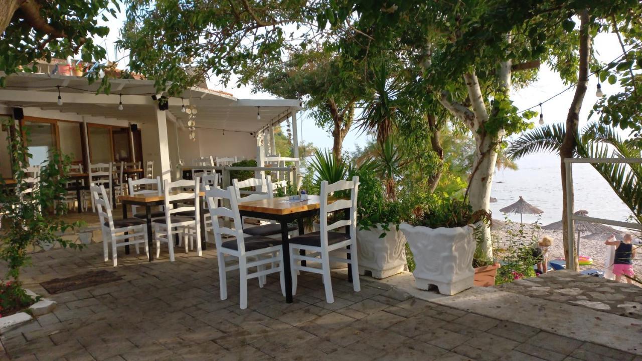 Beleris Rooms Himarë Exterior foto