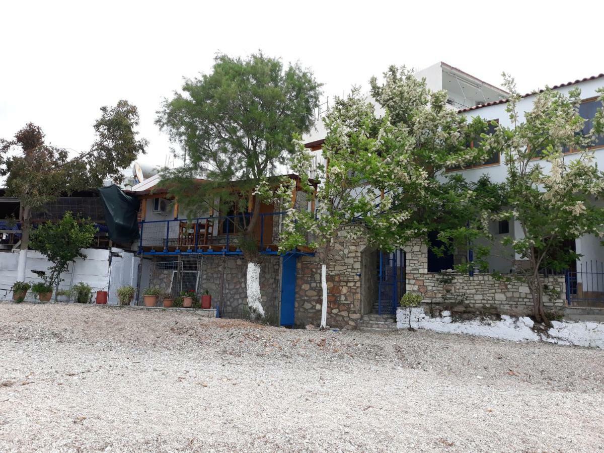 Beleris Rooms Himarë Exterior foto