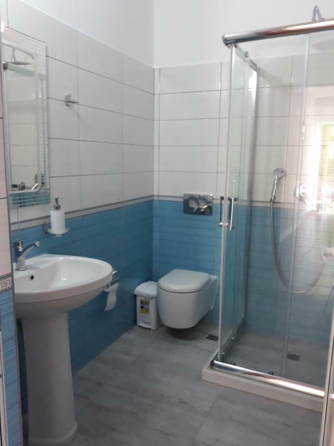 Beleris Rooms Himarë Exterior foto
