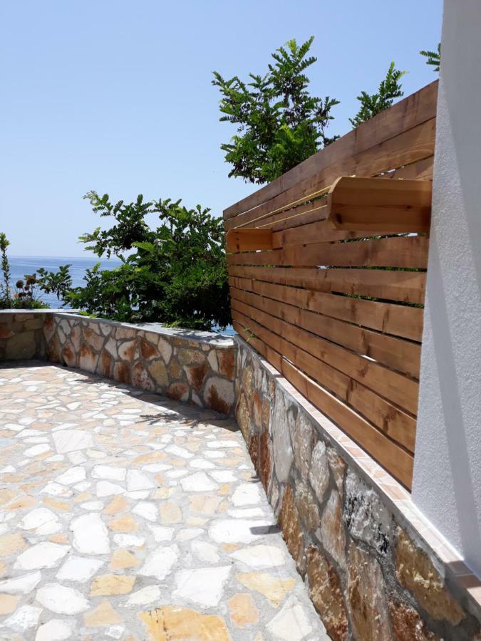 Beleris Rooms Himarë Exterior foto