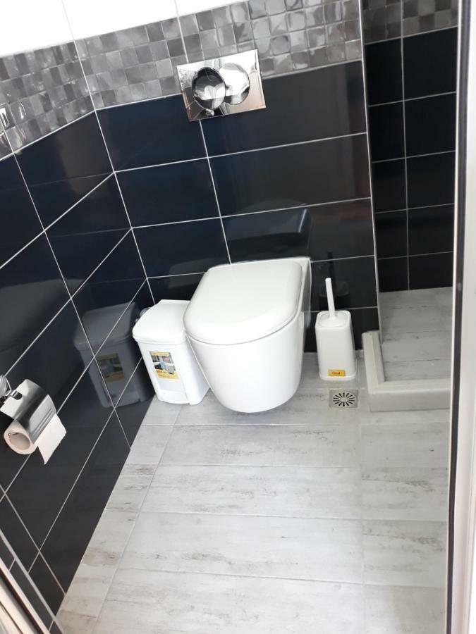 Beleris Rooms Himarë Exterior foto
