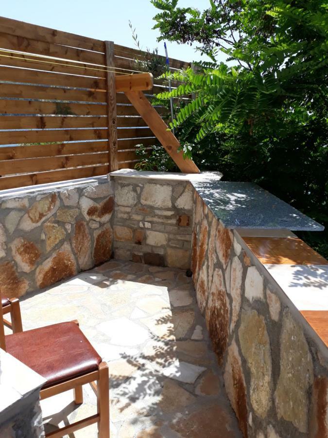 Beleris Rooms Himarë Exterior foto