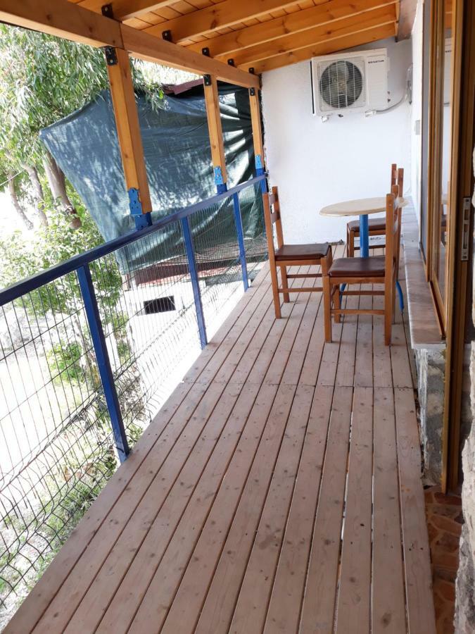 Beleris Rooms Himarë Exterior foto